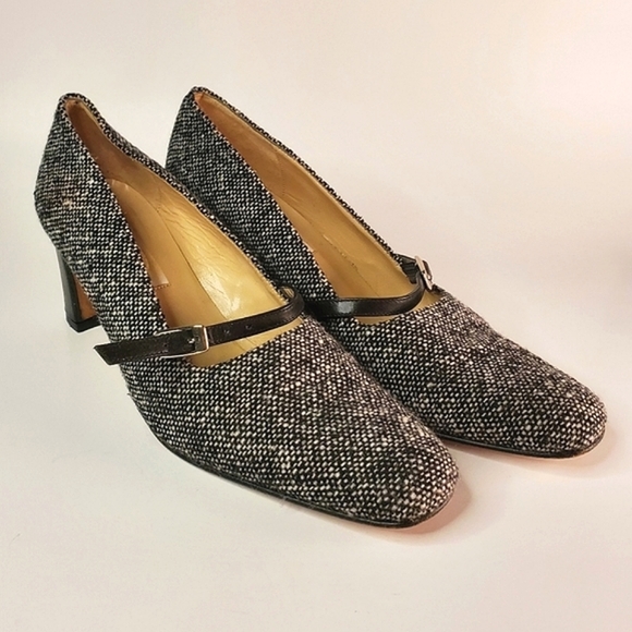 Tweed Vintage Talbots Office Heels with Buckled Leather Band - Picture 11 of 15